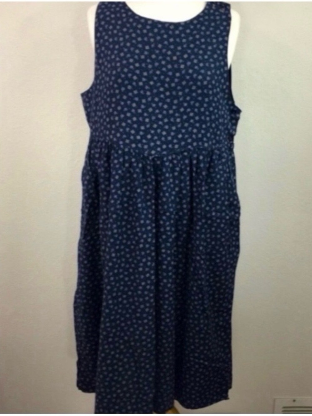 Vintage Womens Navy Floral Apron Sleeveless Button Cottagecore Midi Dress Size L